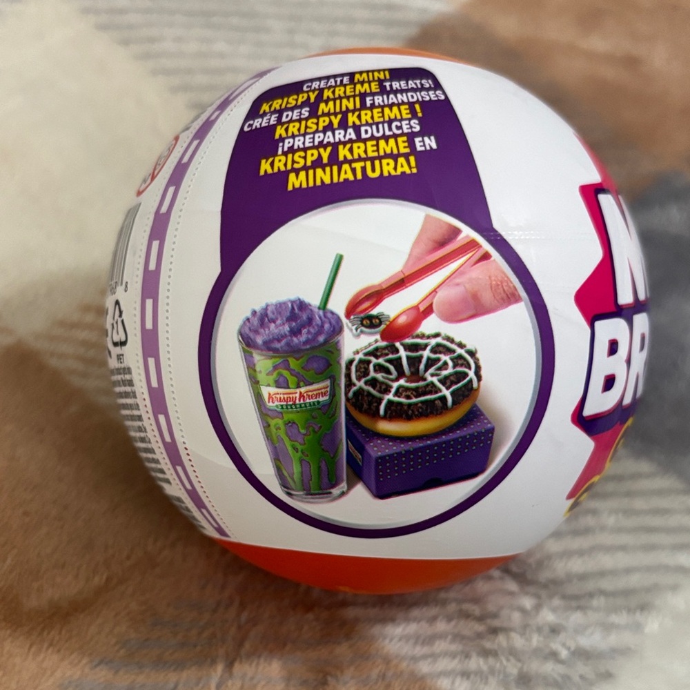 Mini Brands Krispy Kreme Halloween Limited Edition Doughnut - Picture 3 of 3